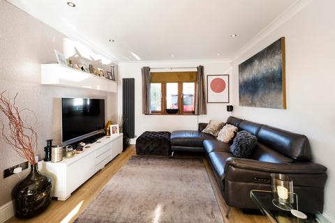 2 Betterton Drive, Sidcup, DA14 4PS