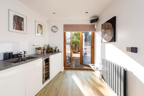 2 Betterton Drive, Sidcup, DA14 4PS