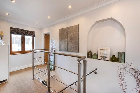 2 Betterton Drive, Sidcup, DA14 4PS