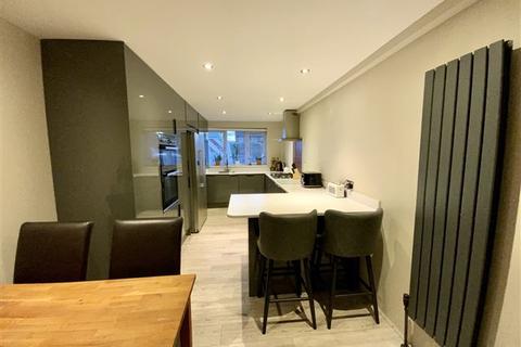 34 Whitehead Close, Dinnington, Sheffield, S25 2XX