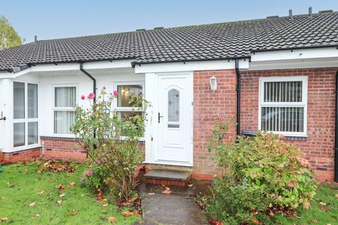 2 bedroom bungalow for sale - Kirkbeck Close, Lowry Hill, Carlisle, CA3