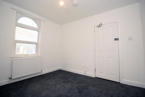 undefined, Wrotham Road, Gravesend, Kent, DA11