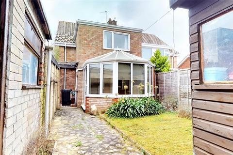 3 bedroom semi-detached house for sale - Allerton Crescent, Whitchurch