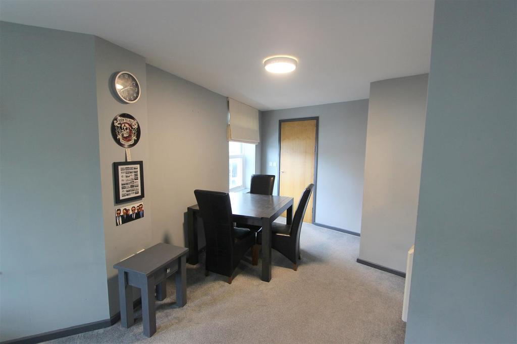 Kirklee House, Darlington 2 bed apartment £550 pcm (£127 pw)