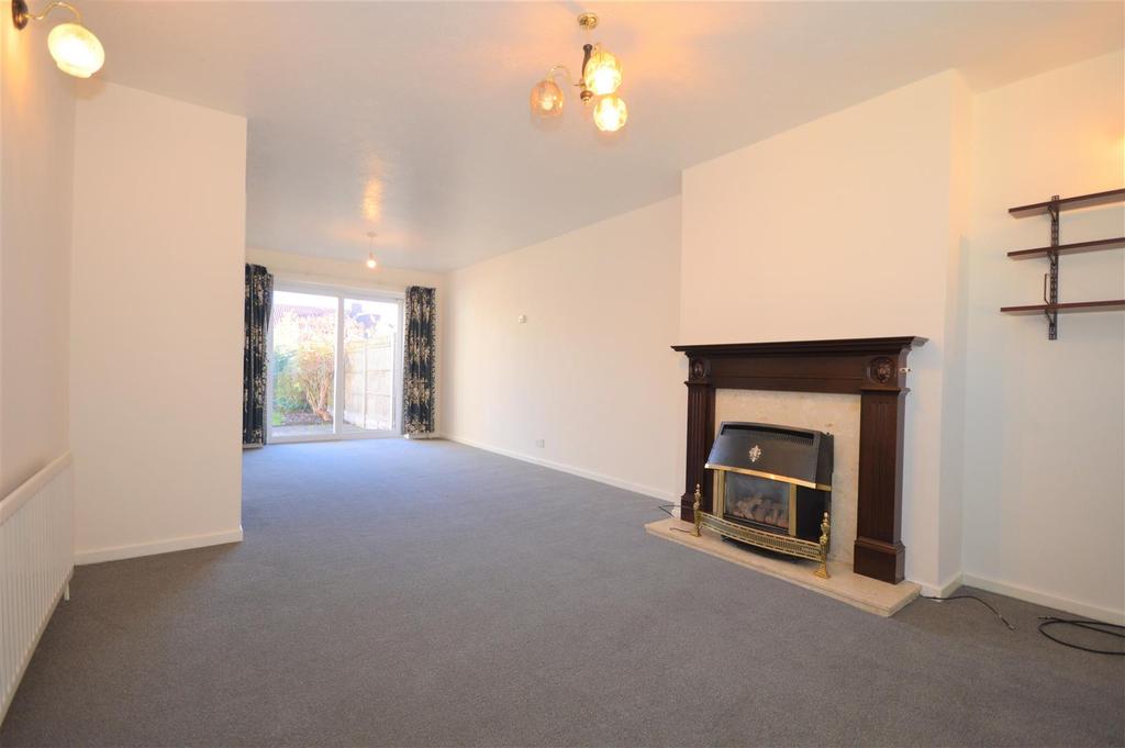 Oxendon Way, Binley, Coventry 3 bed semidetached house £1,050 pcm (£