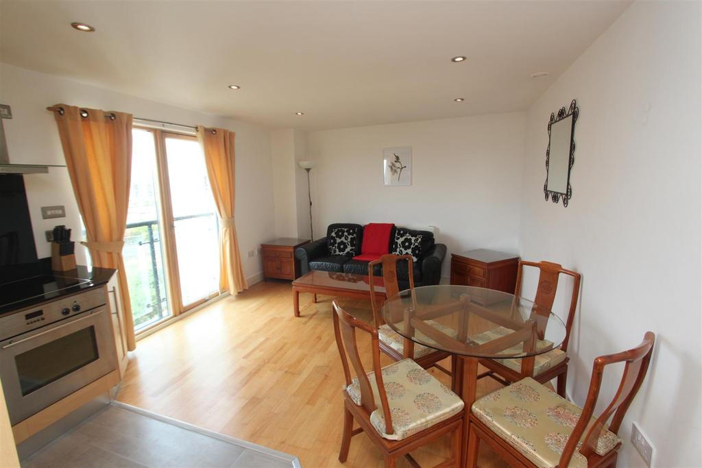 Livingroom.JPG