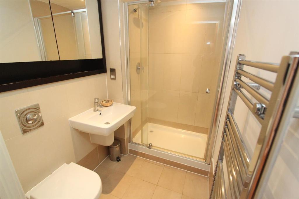 Showerroom.JPG