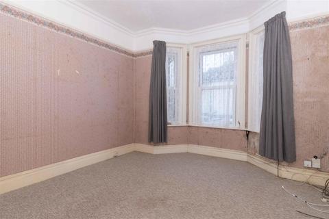 1 bedroom flat for sale - Salisbury Road, Worthing