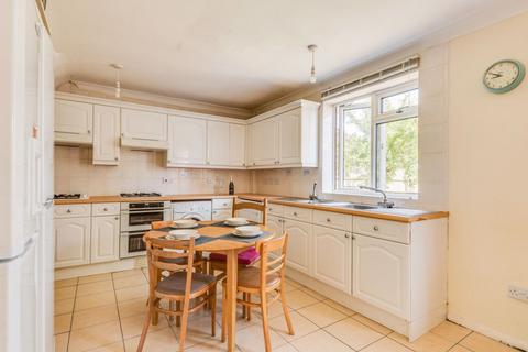 5 bedroom house to rent - Warwick Road, Canterbury