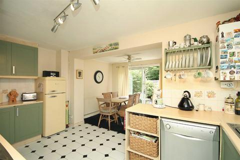 3 bedroom semi-detached house for sale - Amberwood Drive, Baguley