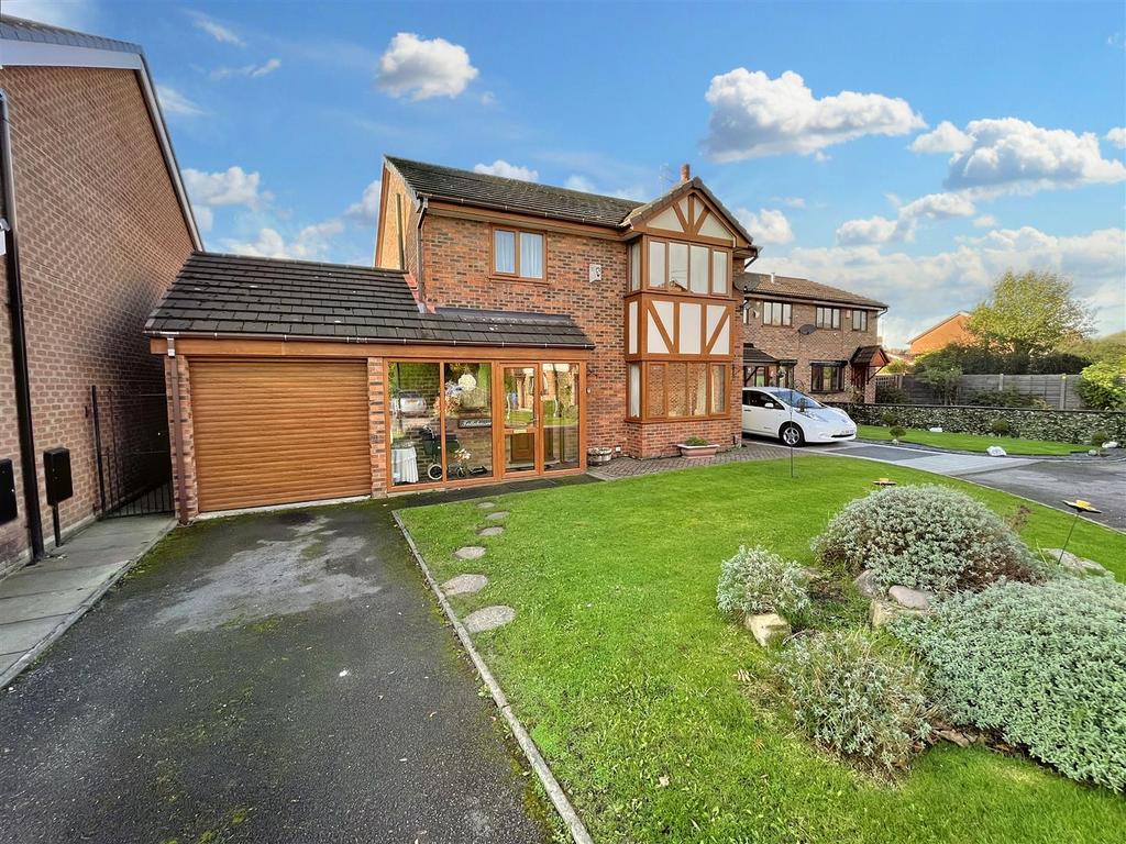 Thresher Close, Sale 4 bed detached house for sale £500,000
