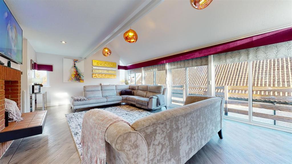 31-Thorneycroft-Lane-11092022 143216.jpg