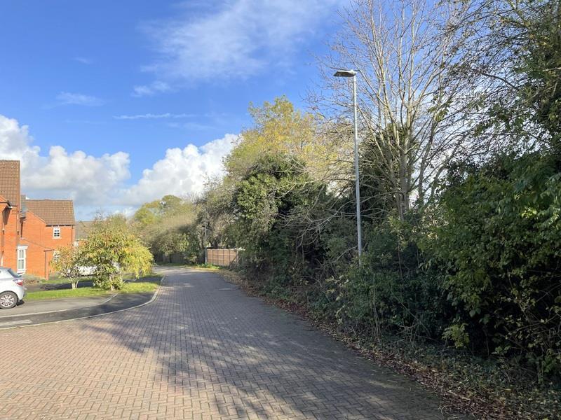 Haymeadow Close, Loughborough 3 bed detached house £1,000 pcm (£231 pw)
