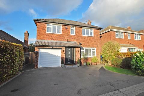 3 bedroom detached house for sale - Meadway, Bramhall