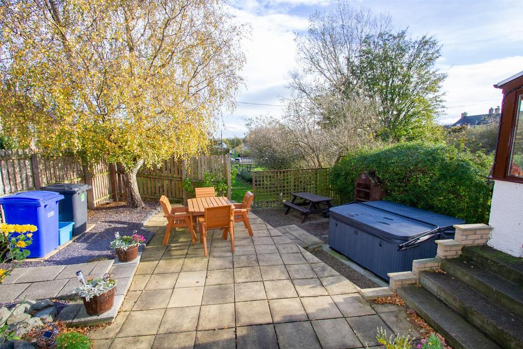 Tweed Cottage, Wark, CornhillOnTweed 3 bed house £280,000