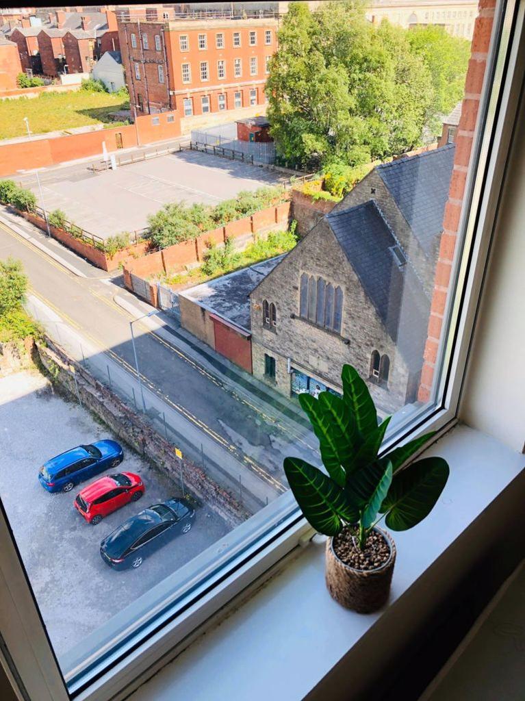 Marsden House, Bolton, BL1 2JX 2 bed apartment £850 pcm (£196 pw)