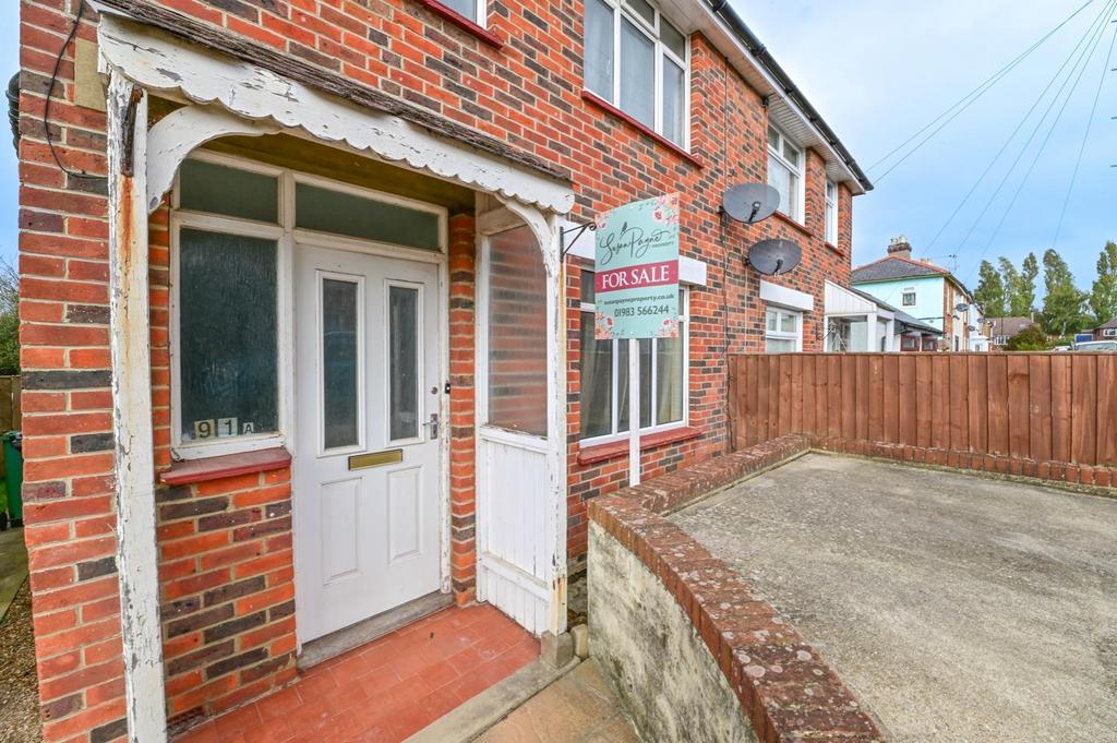 19a Brownlow Road