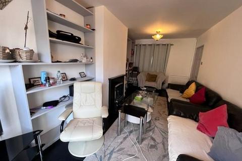 45 Bantock Way, Birmingham, B17 0LY