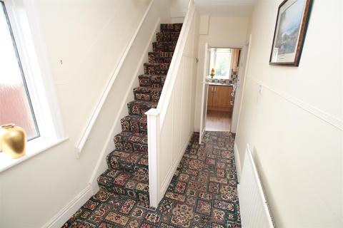 60 Leafield Avenue, Bradford, BD2 3SF