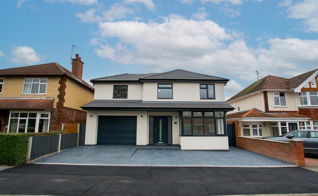 Highgrove Avenue, Chilwell, Nottingham 4 bed detached house £675,000