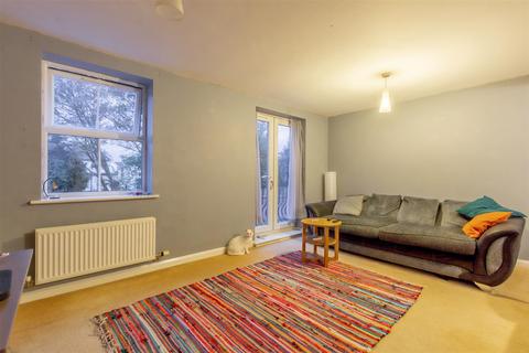 4 Alderman Close, Beeston, Nottingham, NG9 2RH