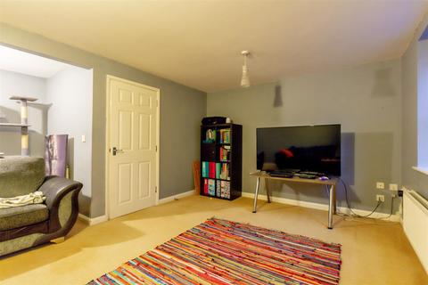 4 Alderman Close, Beeston, Nottingham, NG9 2RH