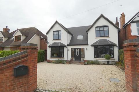 98 Bradwall Road, Sandbach, CW11 1GN