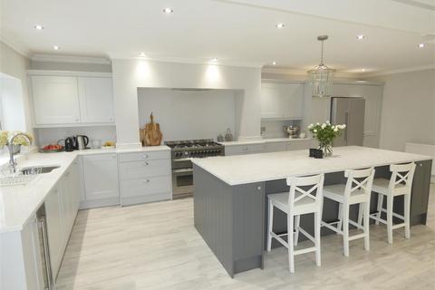 98 Bradwall Road, Sandbach, CW11 1GN