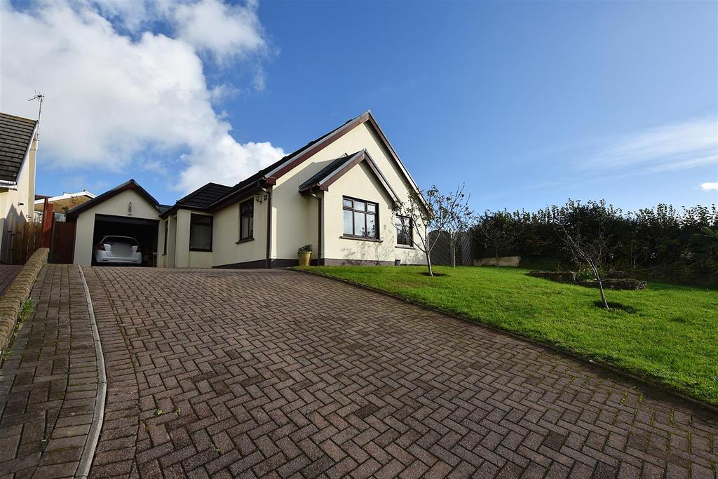 Pentlepoir 4 bed detached bungalow for sale £360,000