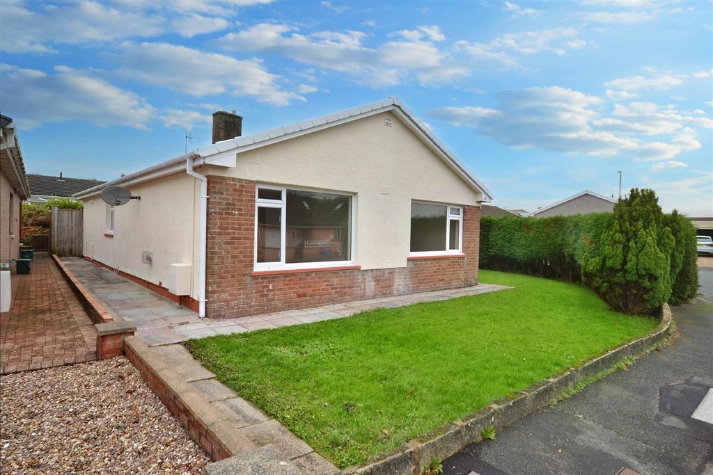 Lindsway Park, Haverfordwest 3 bed detached bungalow £280,000