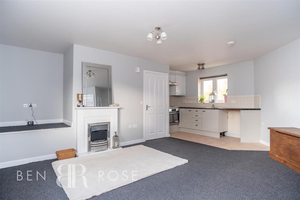 Keepers Wood Way, Chorley 2 bed flat £99,995