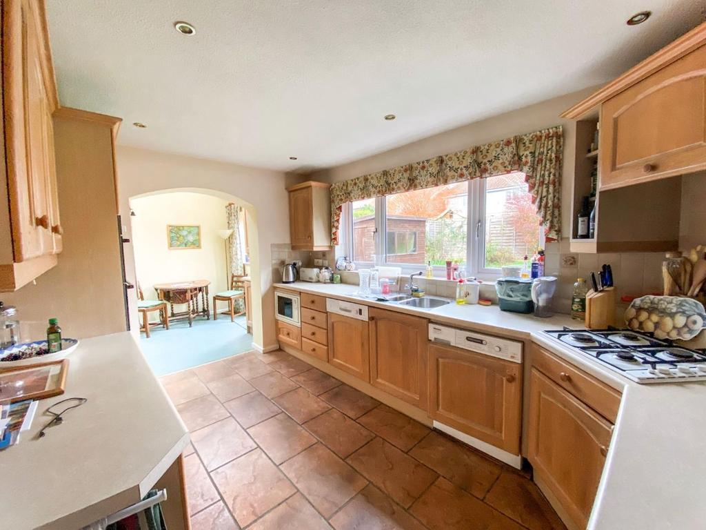Kitchen.JPG