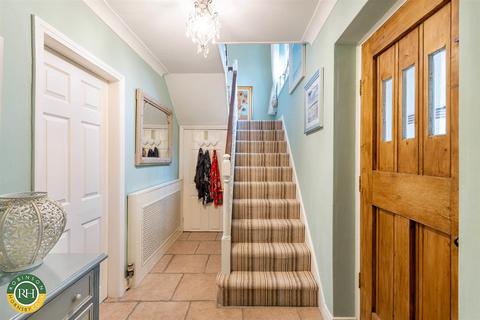 20 Stoops Road, Doncaster, DN4 7ER