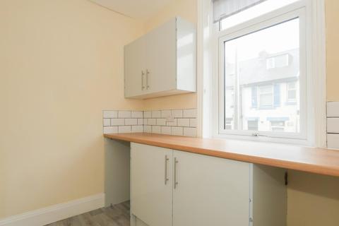 241 Bradford Road, Stanningley, Pudsey, LS28 6QB
