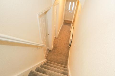 241 Bradford Road, Stanningley, Pudsey, LS28 6QB