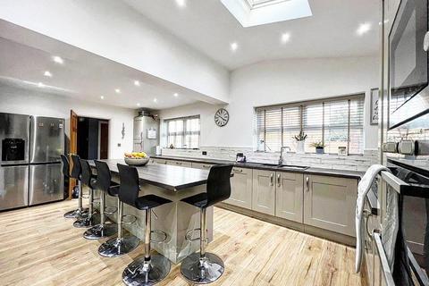 4 bedroom detached house for sale, St. Pauls Road, Barnsley