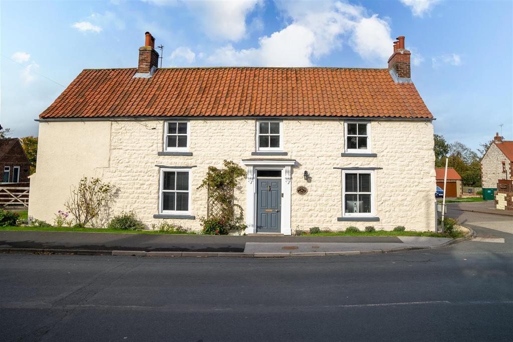 Welborn House, Main Street, Flixton, Scarborough YO11 3UB 5 bed