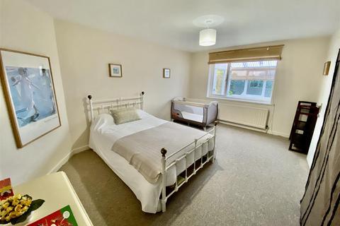Hendy Caernarvon Road, Pwllheli, LL53 6TT