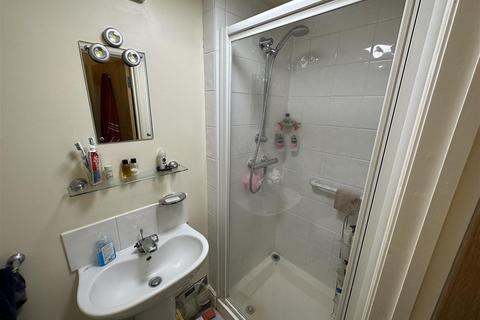 Flat 2, 59 North Road, Combe Down, Bath, BA2 5DF