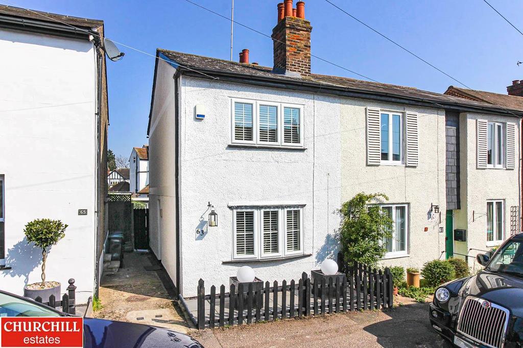Gladstone Road, Buckhurst Hill 2 bed semidetached house £579,000