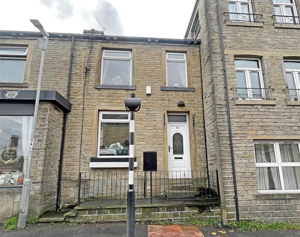Saddleworth Road, Greetland, Halifax 2 bed semidetached house for sale