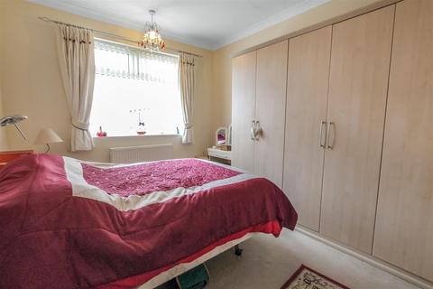 2 bedroom semi-detached bungalow for sale - The Causeway, Darlington