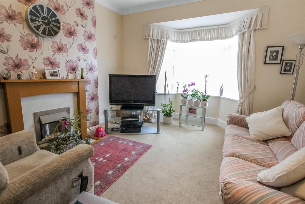 The Causeway, Darlington 2 bed semidetached bungalow for sale £135,000