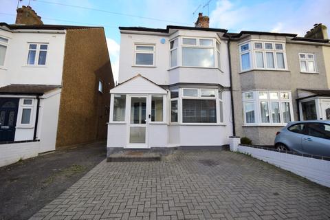 5 bedroom semi-detached house to rent - Rainsford Way, Hornchurch, RM12