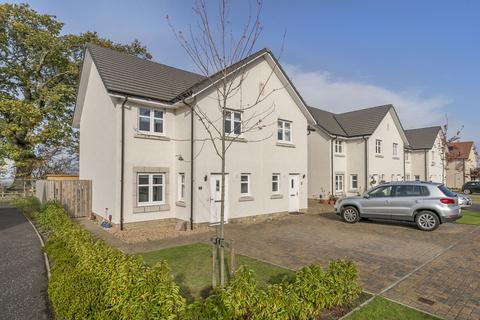 11 Ballantyne Place, Balerno, EH14 7FF