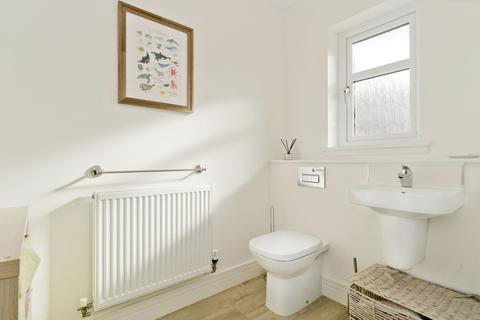 11 Ballantyne Place, Balerno, EH14 7FF