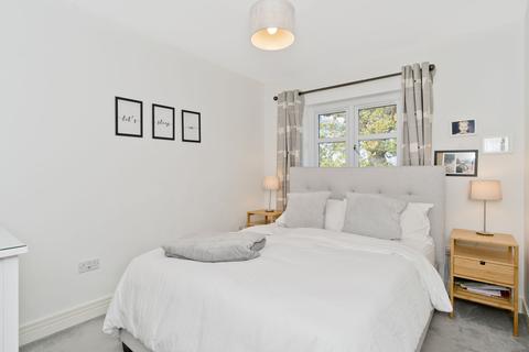 11 Ballantyne Place, Balerno, EH14 7FF