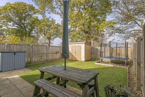 11 Ballantyne Place, Balerno, EH14 7FF