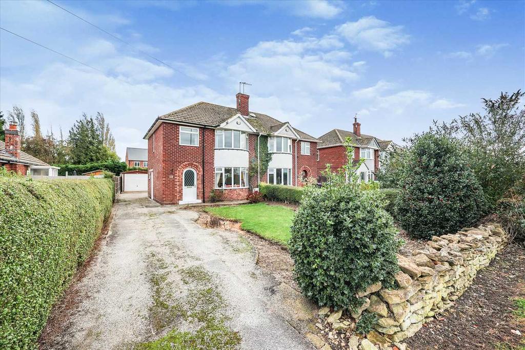 Brant Road, Waddington, Lincoln 3 bed semidetached house £230,000