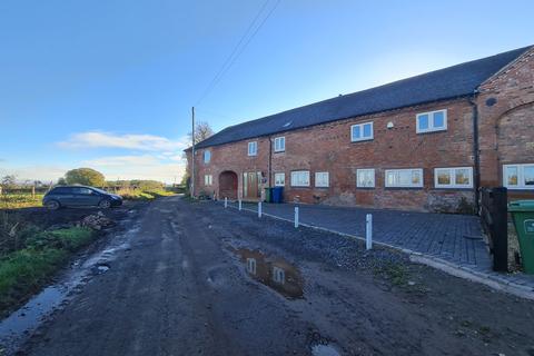 3 bedroom barn conversion to rent - High Onn,